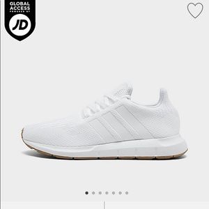 Adidas Men 9.5 white like new